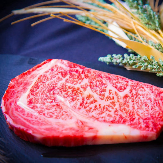 【薩摩の黒】特上ステーキ 黒毛和牛 鹿児島県産 リブロース 300g(1枚)